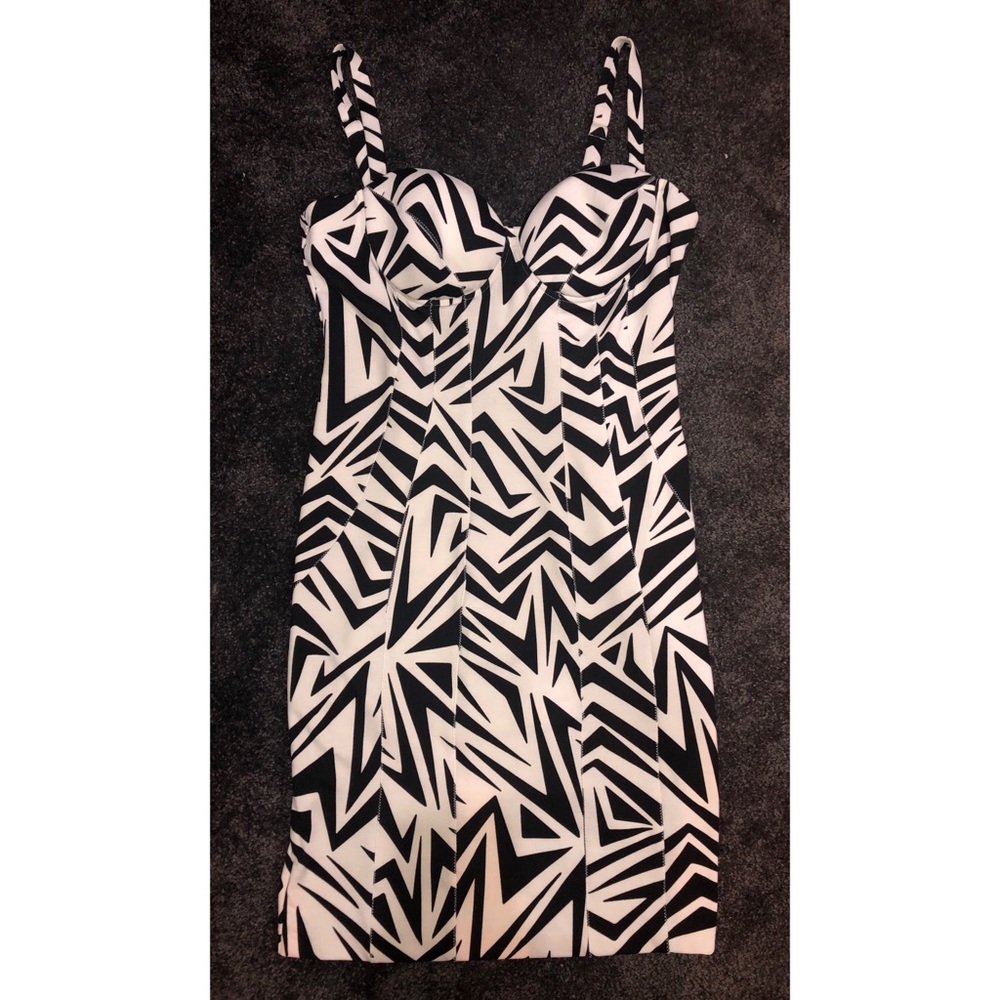 *SOLD*Kardashian Kollection Form Fitting Pencil Dress